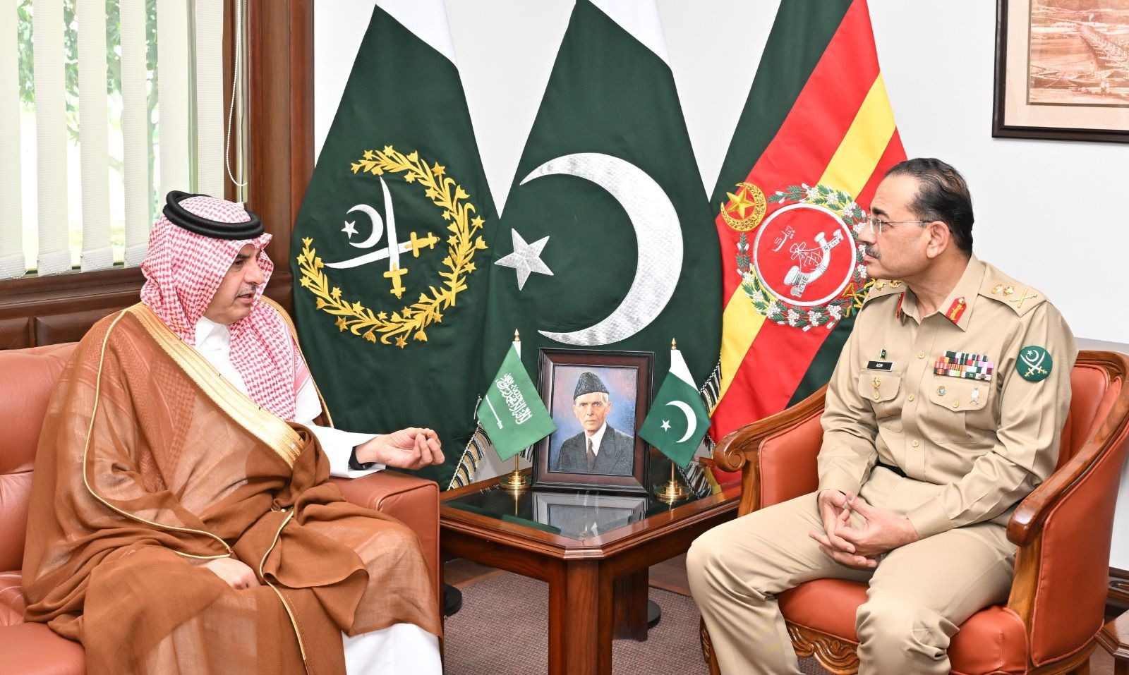 آرمي چيف جنرل سان سعودي عرب جي معاون دفاعي وزير جي ملاقات
